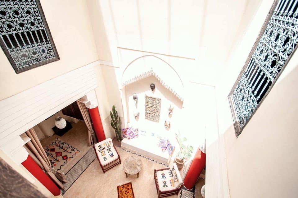 Patio, Living room