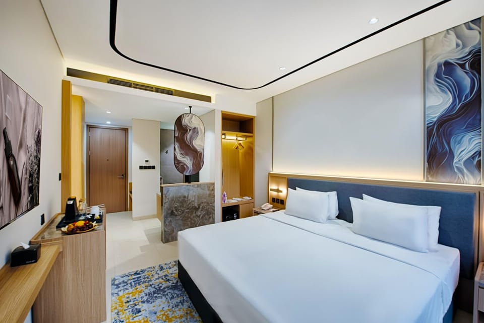 Bed, Photo of the whole room, Bedroom, wardrobe