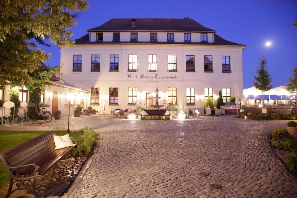 Property building, Night