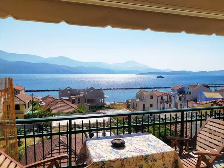 Property building, Balcony/Terrace, Sea view