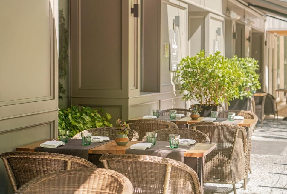 Restaurant/places to eat