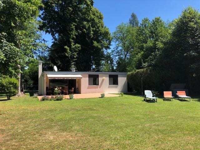 Property building, Garden view