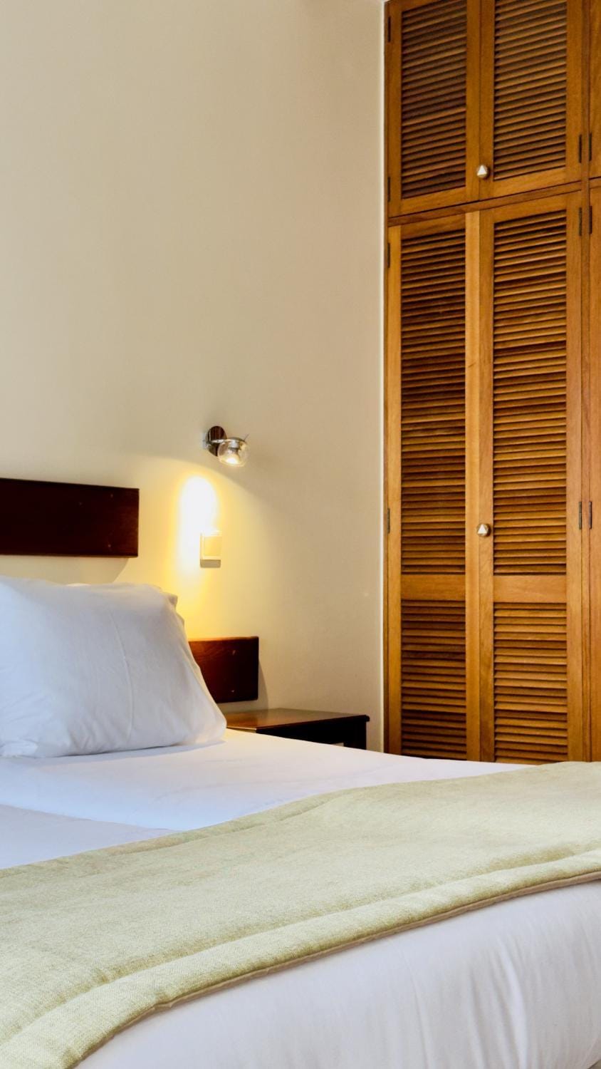 Bed, Bedroom, wardrobe