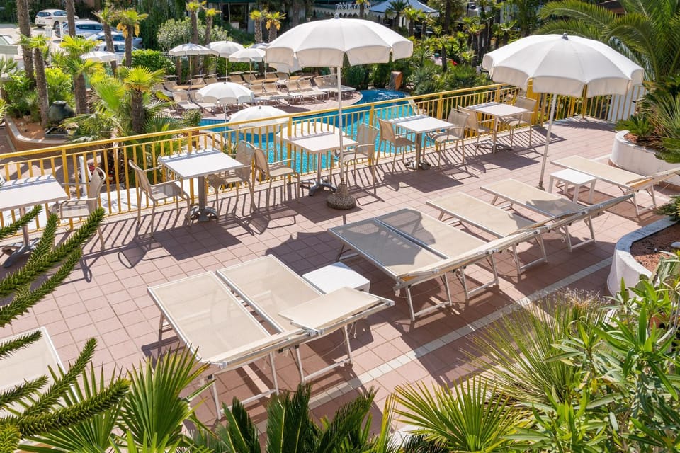 Garden, Balcony/Terrace, Garden view, Pool view, Swimming pool