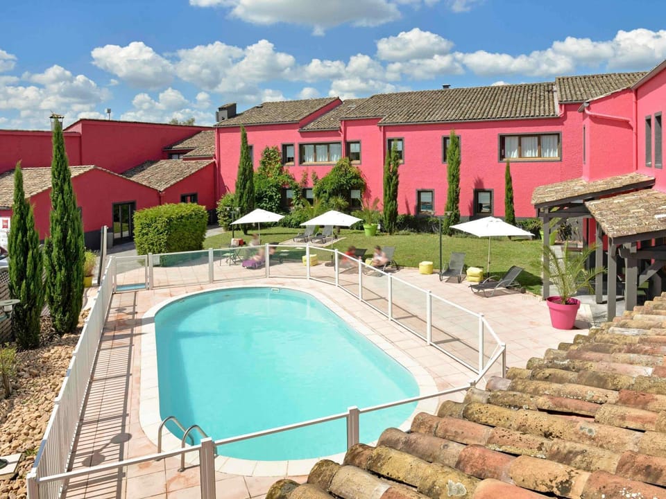 Pool view, Swimming pool
