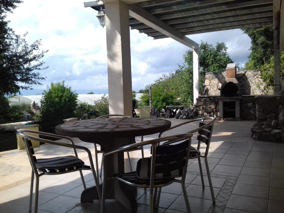 BBQ facilities, Balcony/Terrace