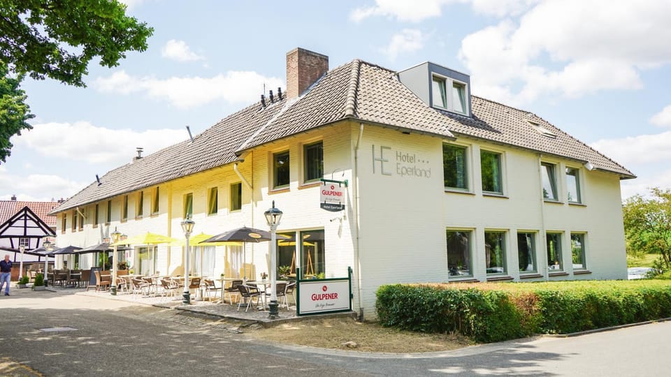 Property building, Location