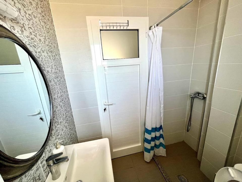 Filikuri Rooms Bed and Breakfast in Vlorë County, Albania