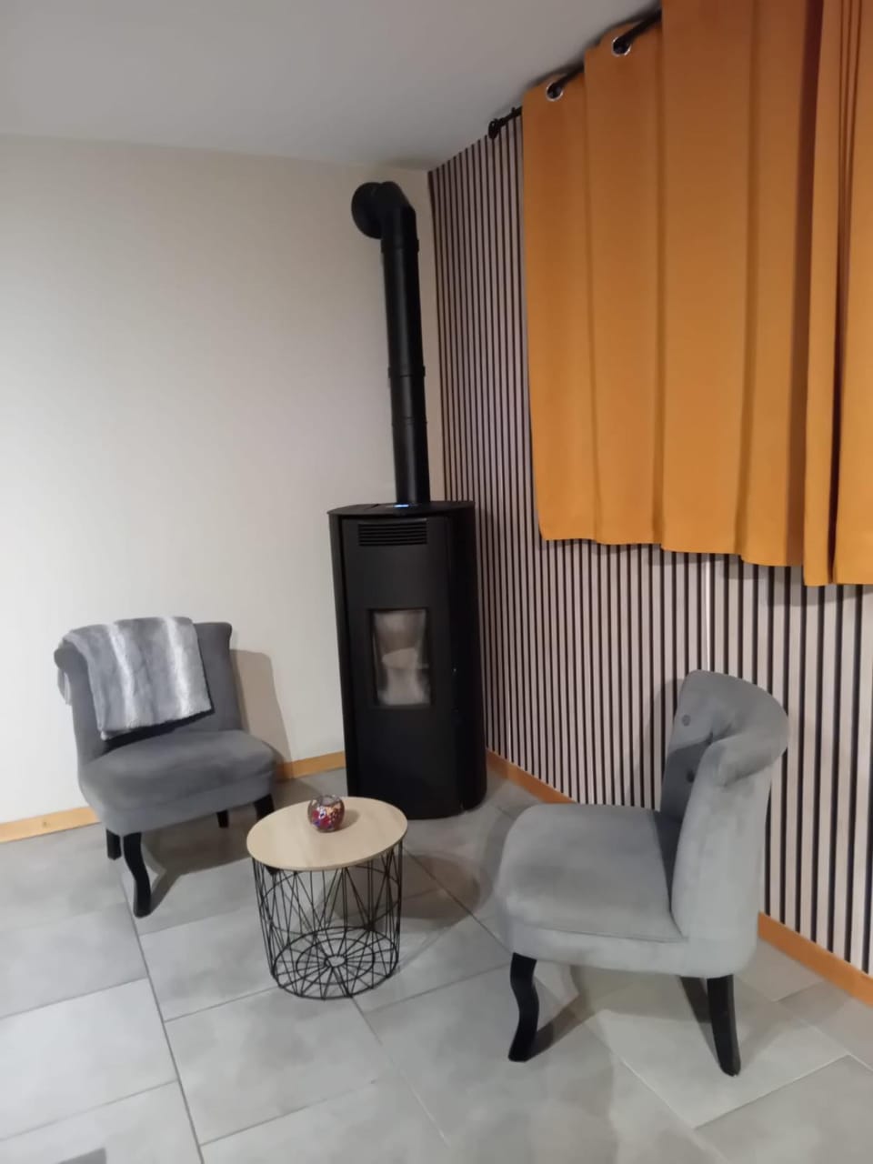 Gîte cosy 6 personnes, avec jardin en Normandie, proche des plages du débarquement et du Mont Saint-Michel House in Normandy