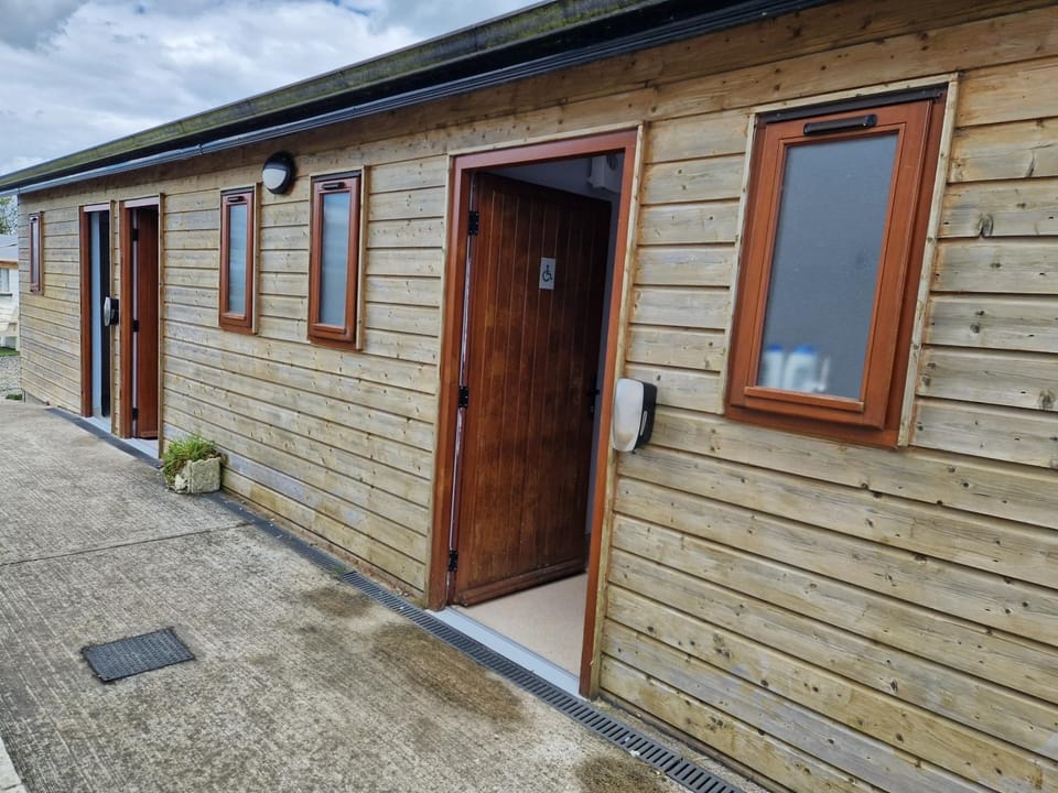 Shannon Estuary Glamping Budget-Sustainable-Biodiversity Habitat--Rustic-Countryside Holiday Accommodation Campground/ 
RV Resort in County Limerick