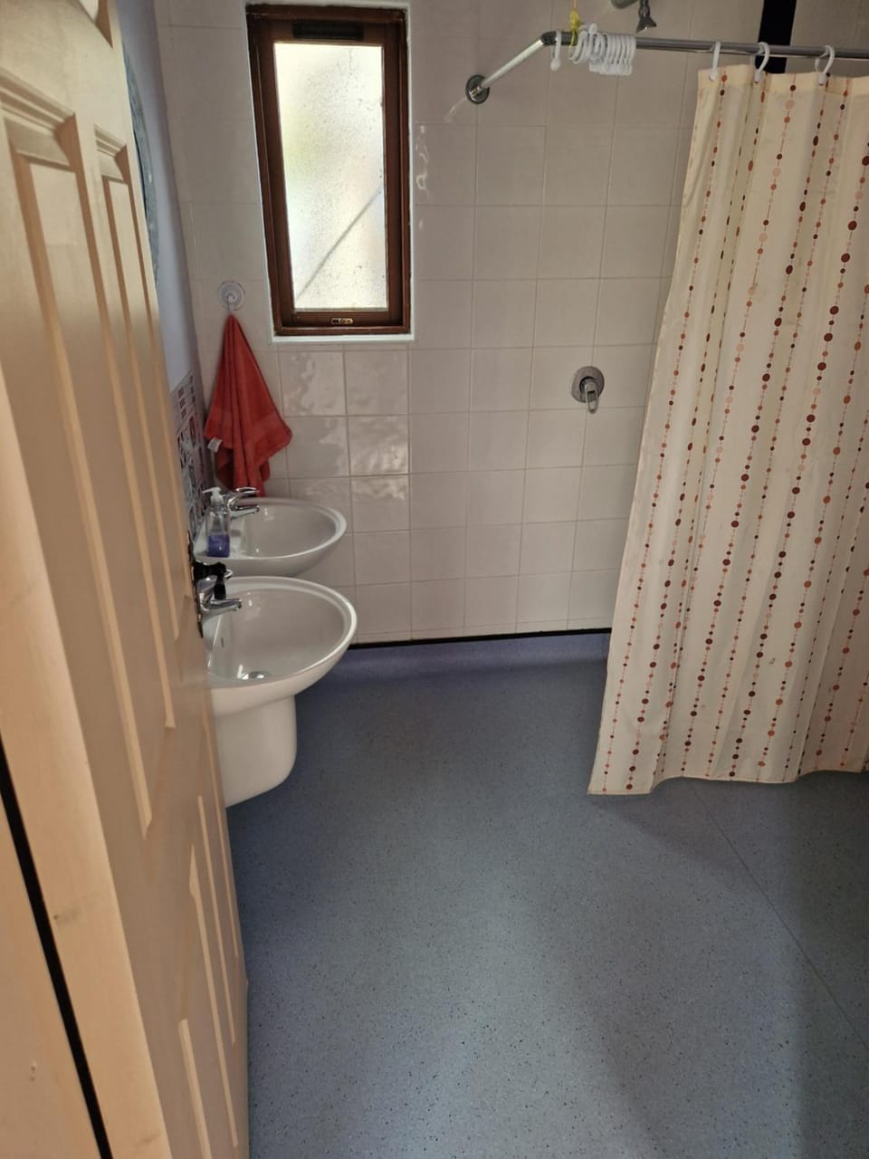 Shannon Estuary Glamping Budget-Sustainable-Biodiversity Habitat--Rustic-Countryside Holiday Accommodation Campground/ 
RV Resort in County Limerick