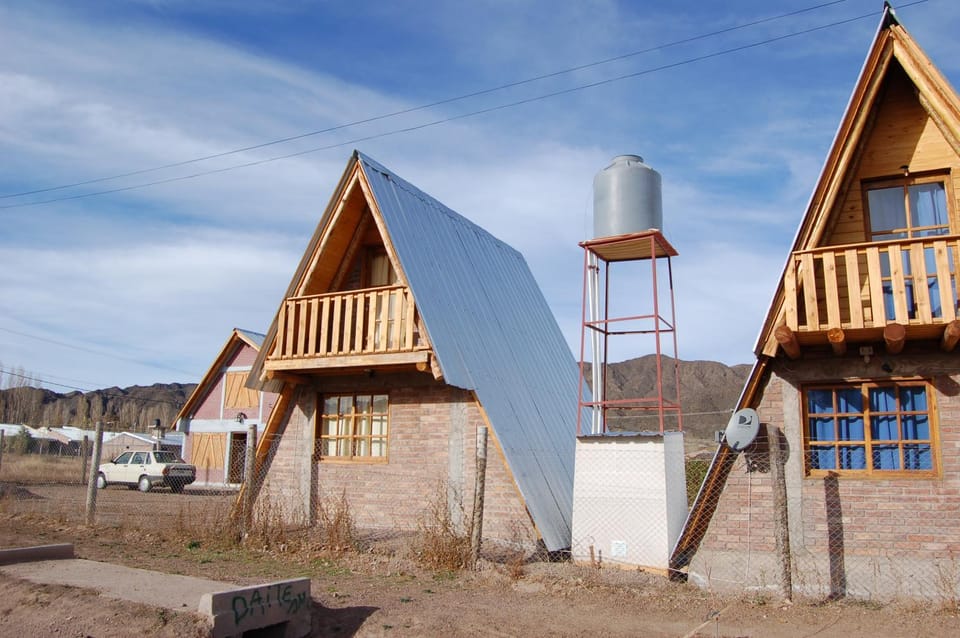 On site, Area and facilities