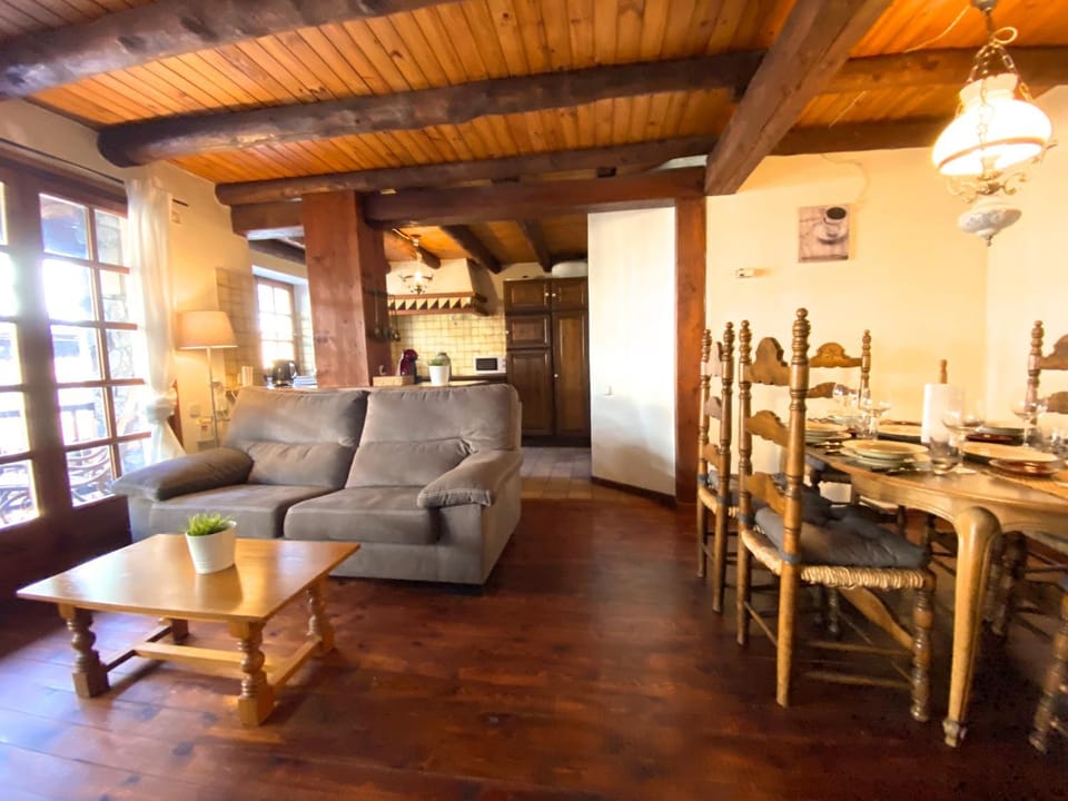 C3 Bordes d'Arinsal, Rustico con Chimenea, Arinsal, Zona Vallnord Apartment in Andorra