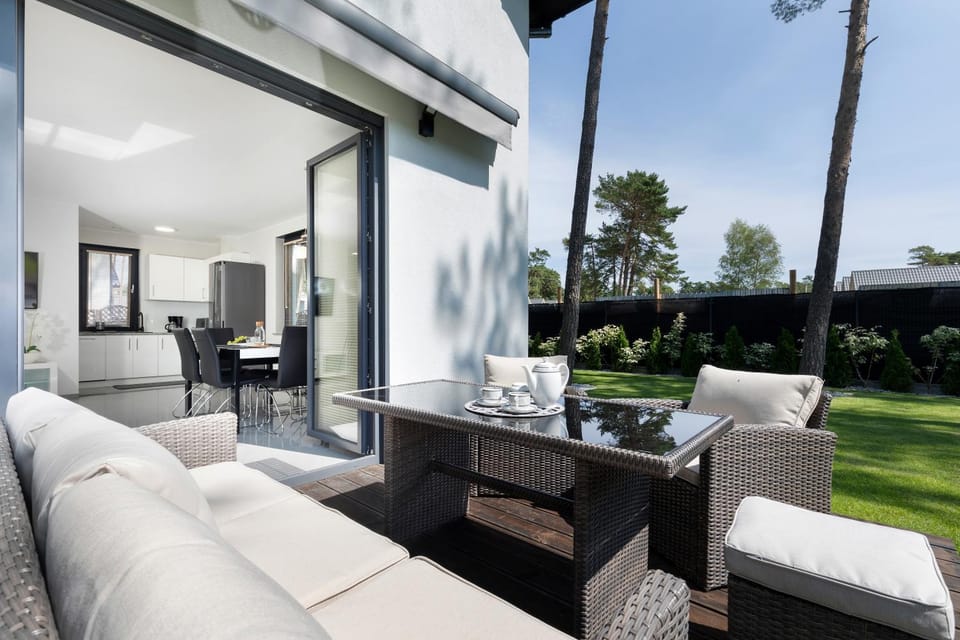 Garden, Balcony/Terrace, Balcony/Terrace, Living room