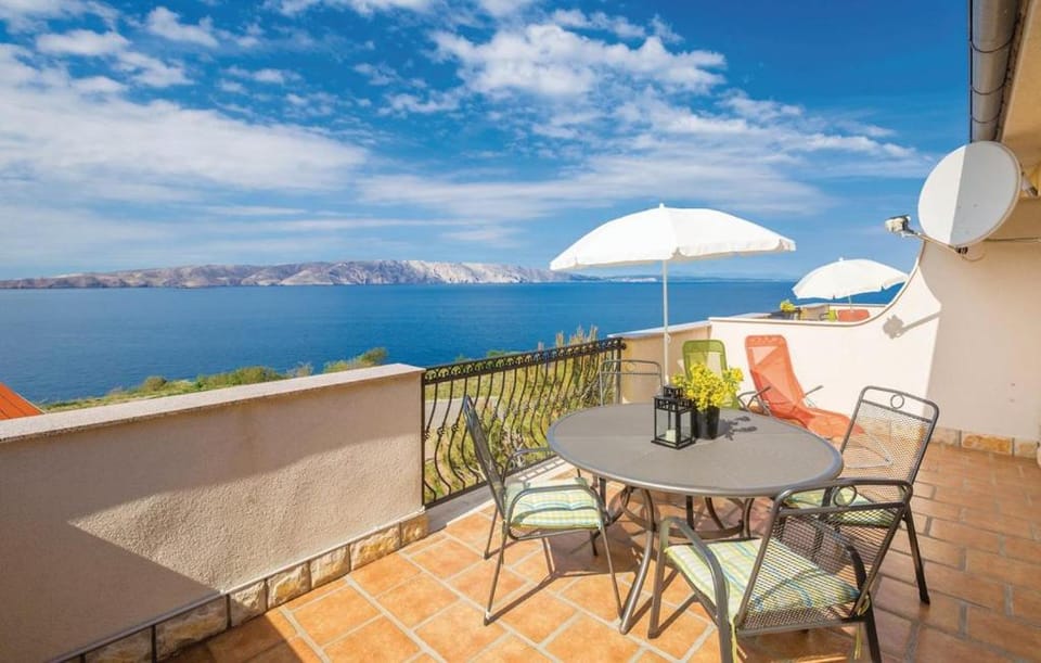 E&M Apartment in Lika-Senj County