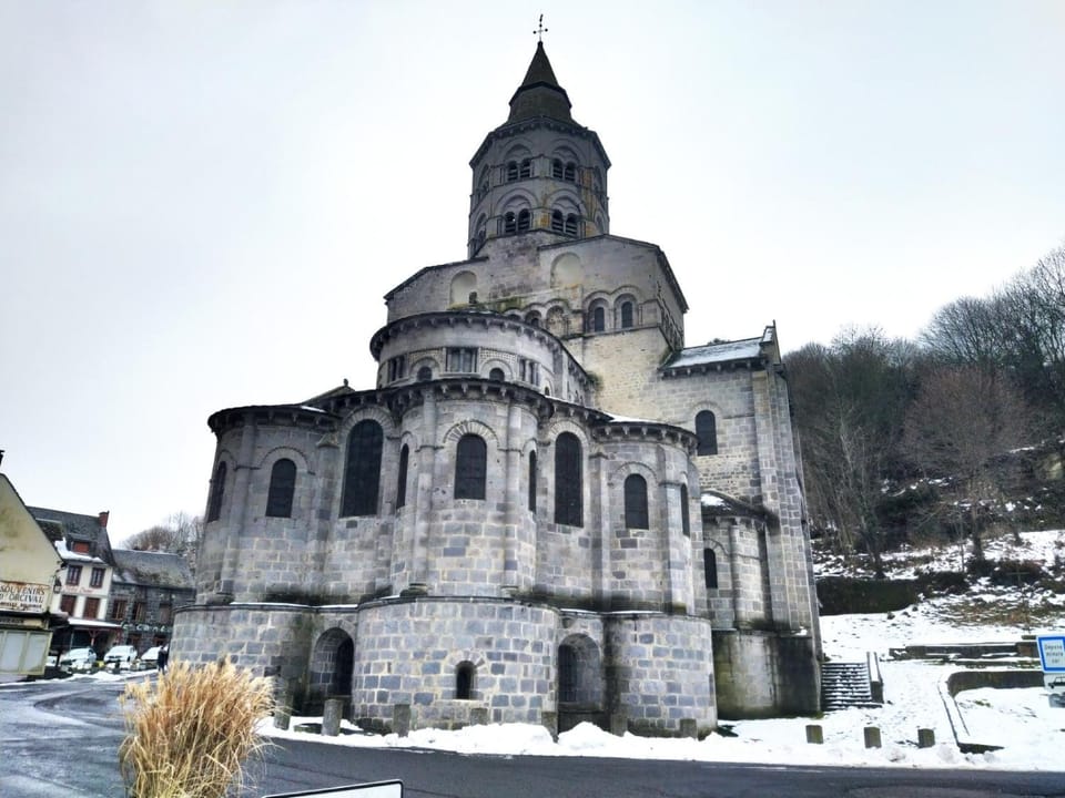 Nearby landmark