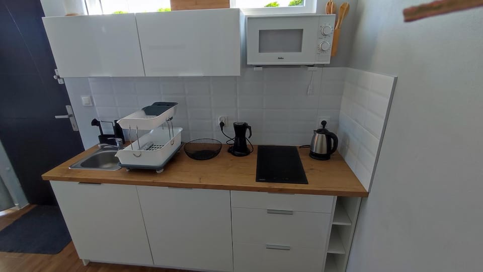 Coffee/tea facilities, Kitchen or kitchenette