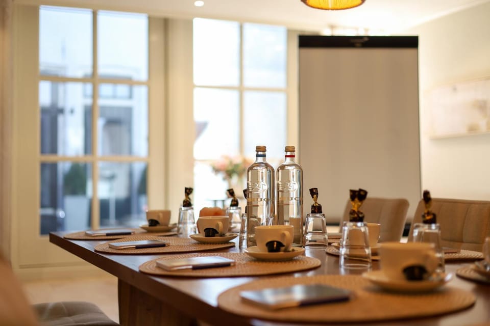 Meeting/conference room