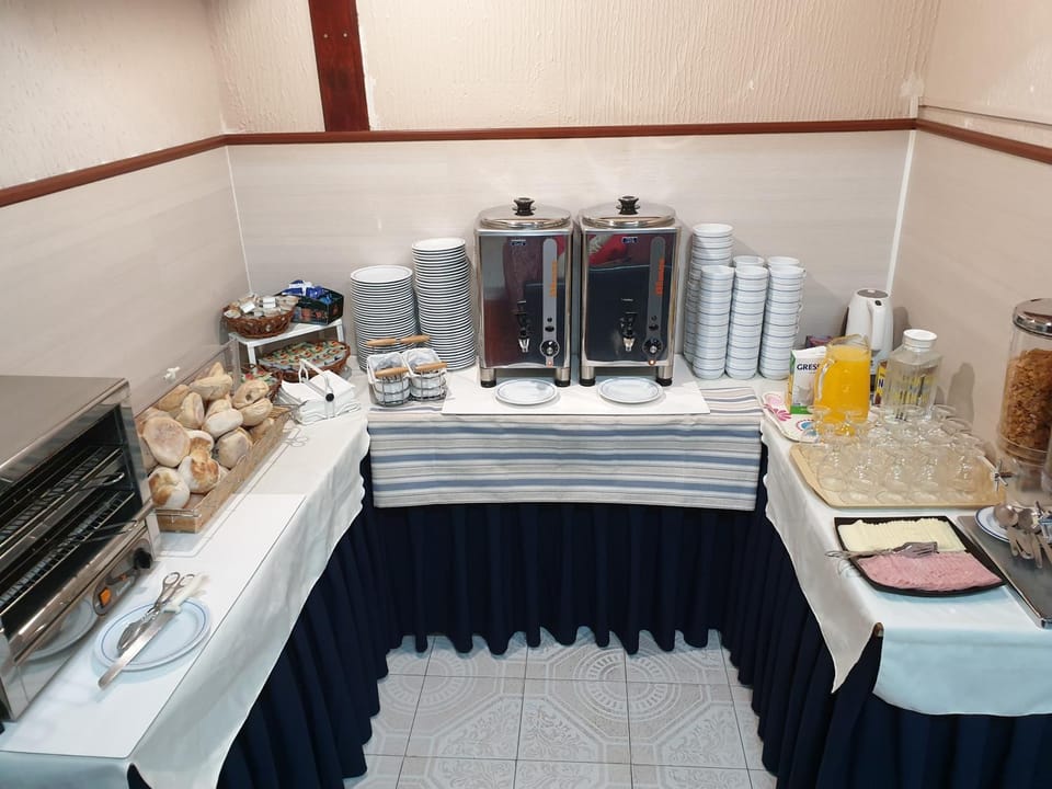 Coffee/tea facilities, Breakfast, Buffet breakfast