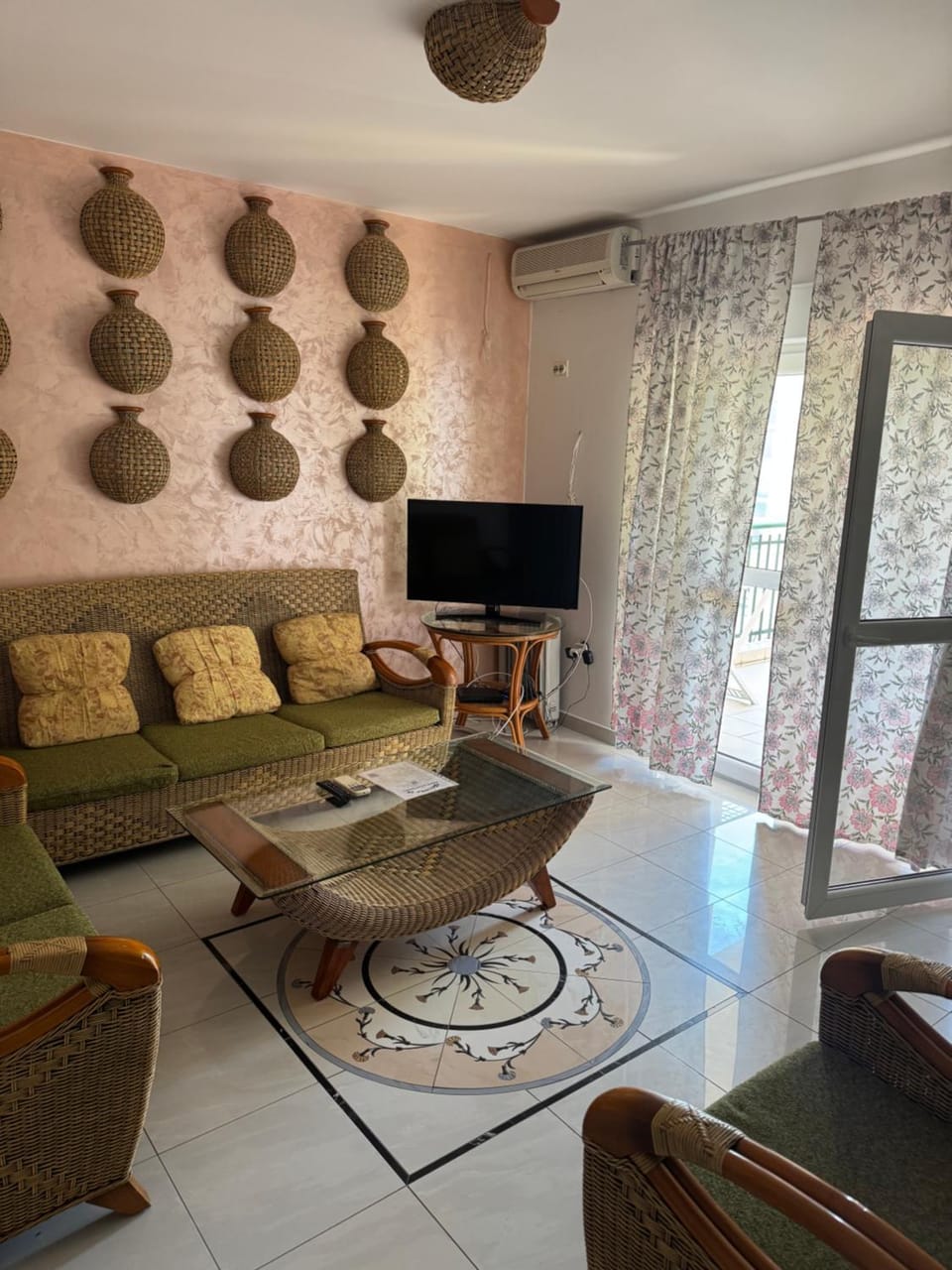 Apartments Rales Apartment in Sveti Stefan