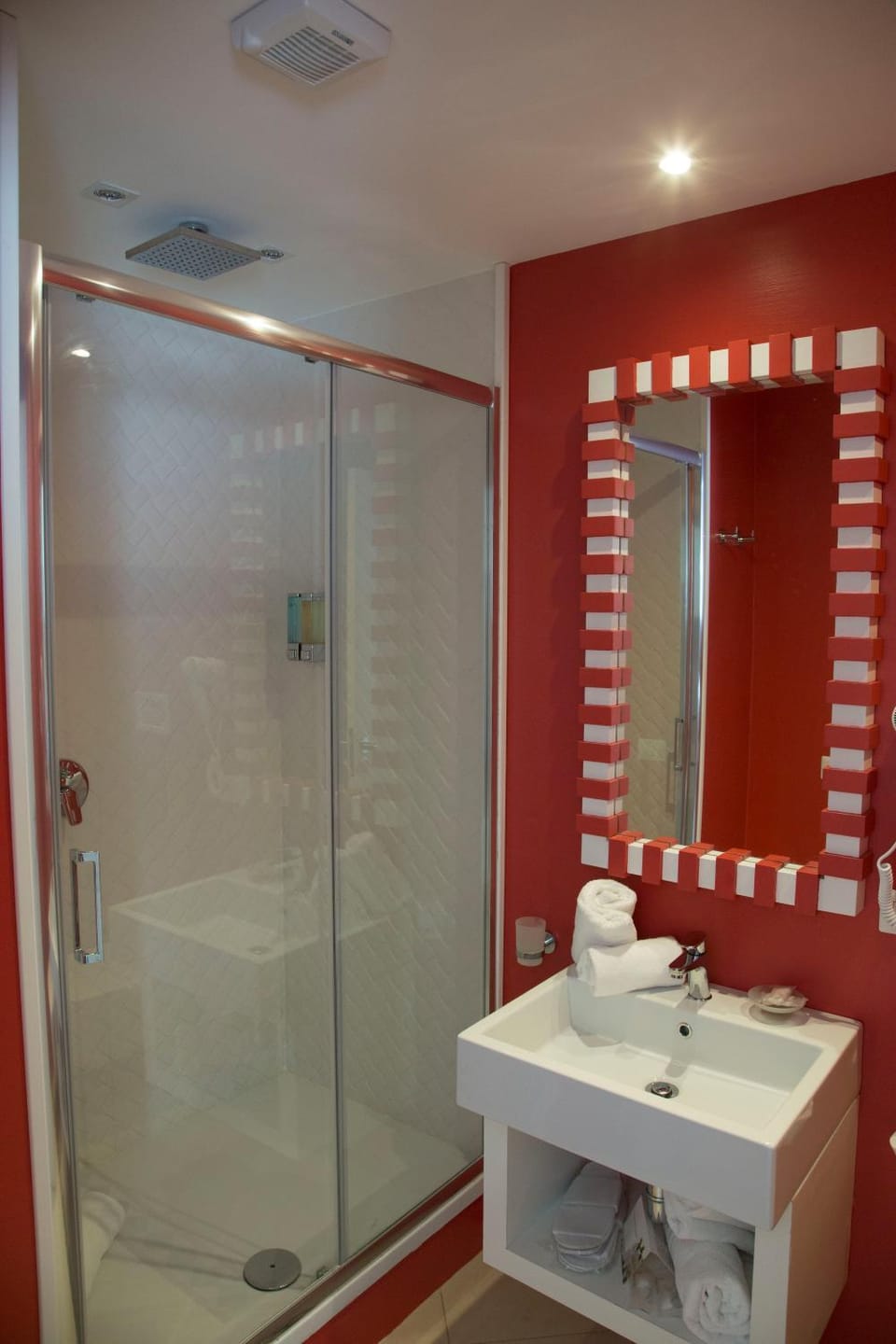 Shower, Bathroom