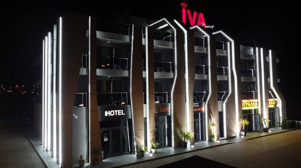 Property building, Night