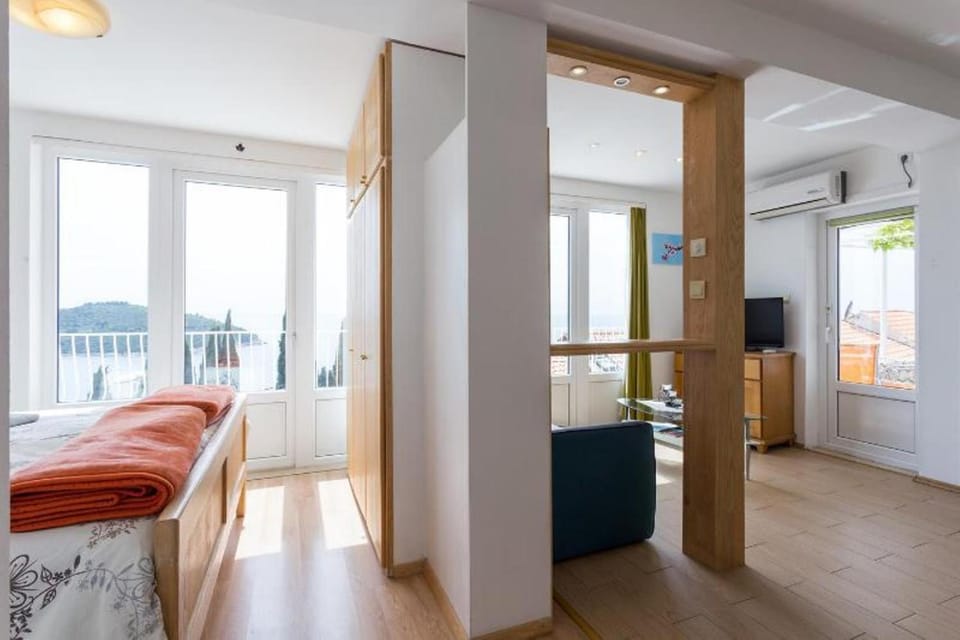 Living room, Bedroom