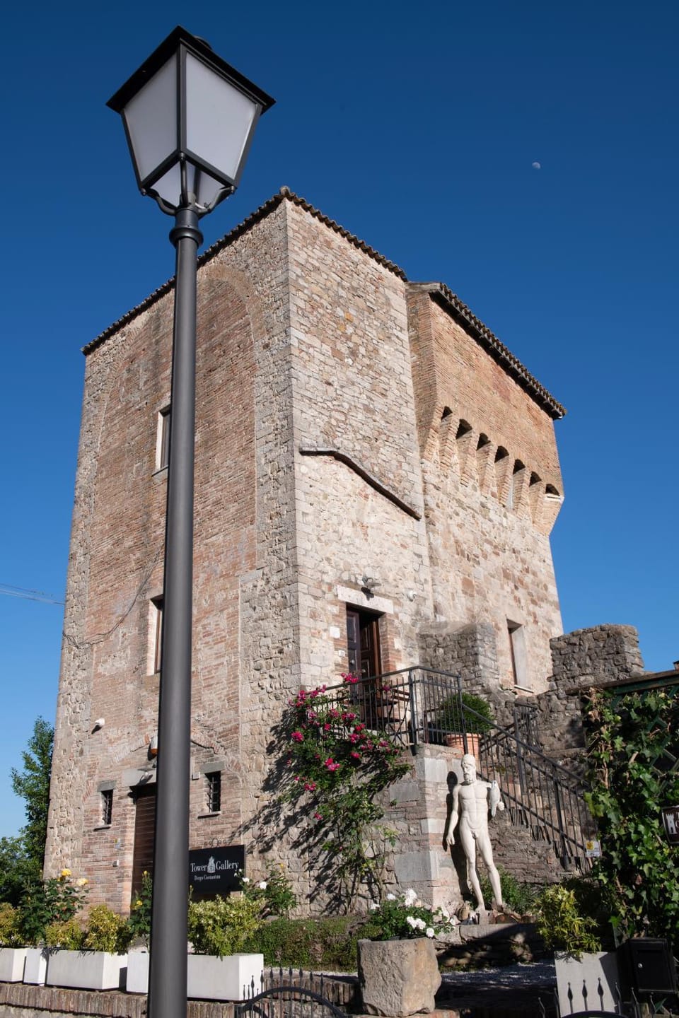 Torre Caetani- Night in a medieval tower Bed and Breakfast in Umbria