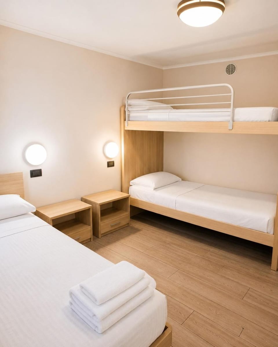 Bed, Bedroom, bunk bed