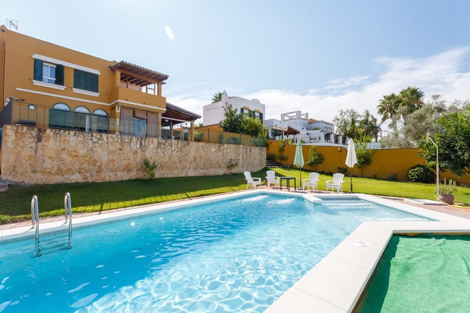 Pool view, Swimming pool
