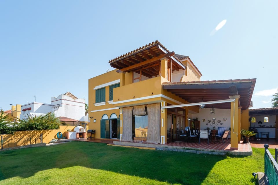 Property building, Garden