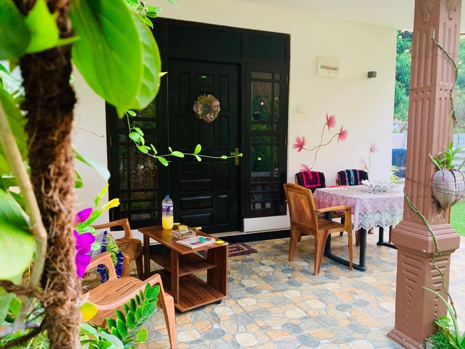 Garden, Seating area