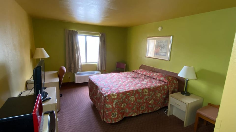 Bed, Photo of the whole room