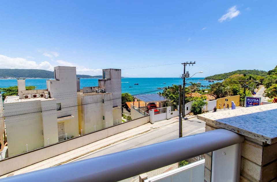 1078 - Apartamento com vista para o mar em Bombinhas Apartment in Bombinhas