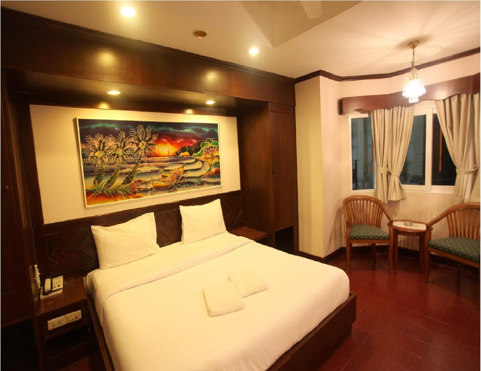 Seating area, Bedroom