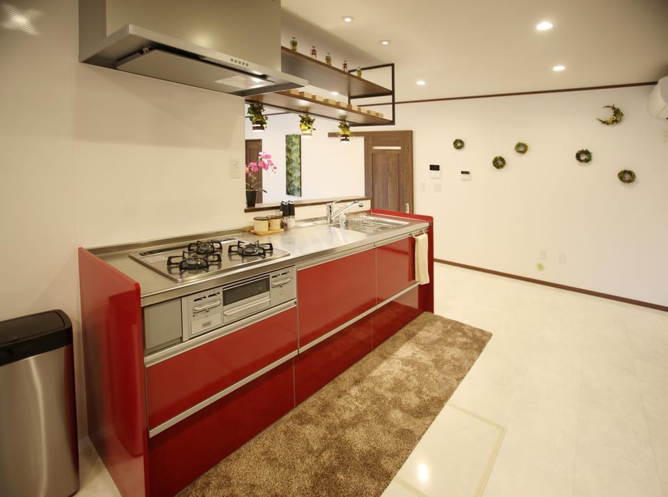 Kitchen or kitchenette