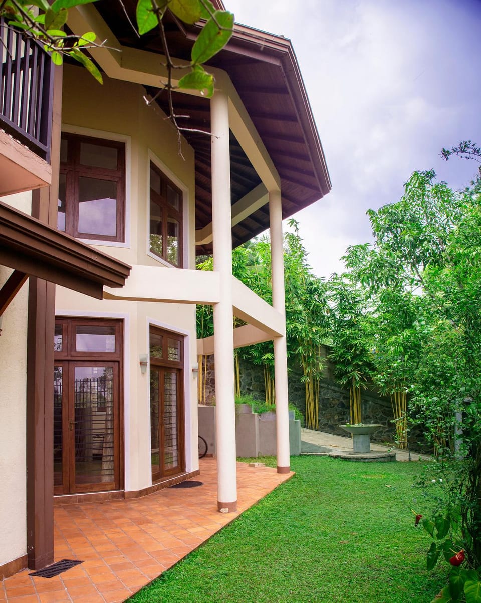 Property building, Patio, Day, Garden, View (from property/room), Balcony/Terrace, Garden view