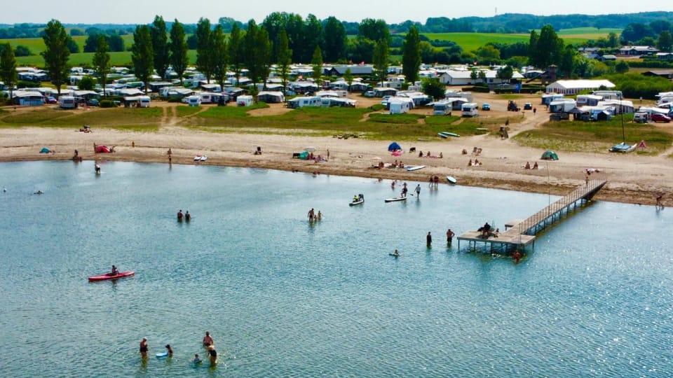 Day, People, Natural landscape, Activities, Bird's eye view, Beach, Sea view