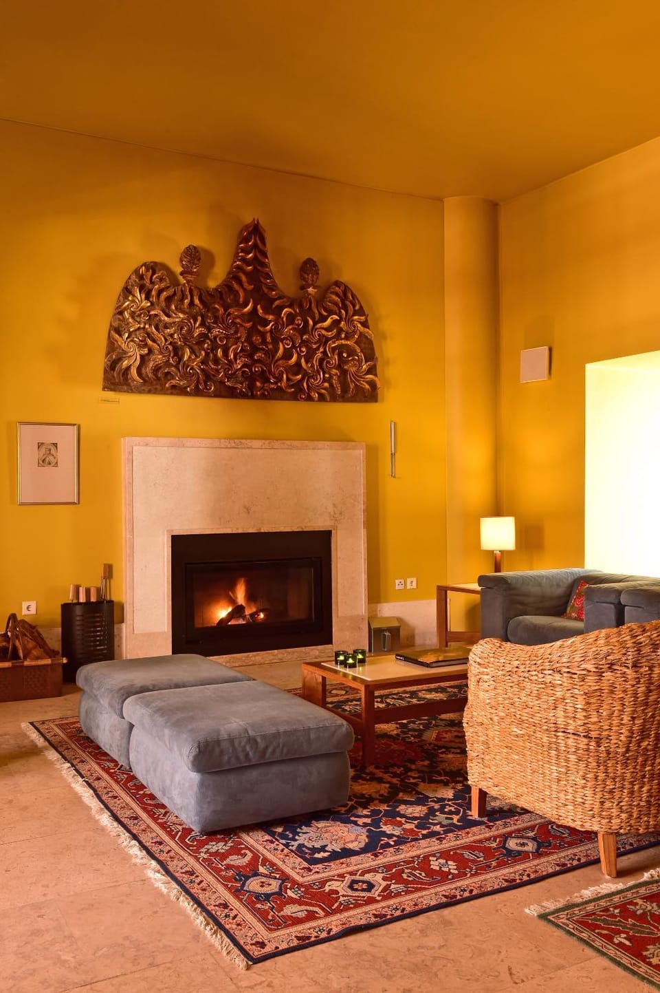 Communal lounge/ TV room