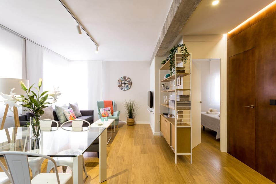 Living room, Dining area