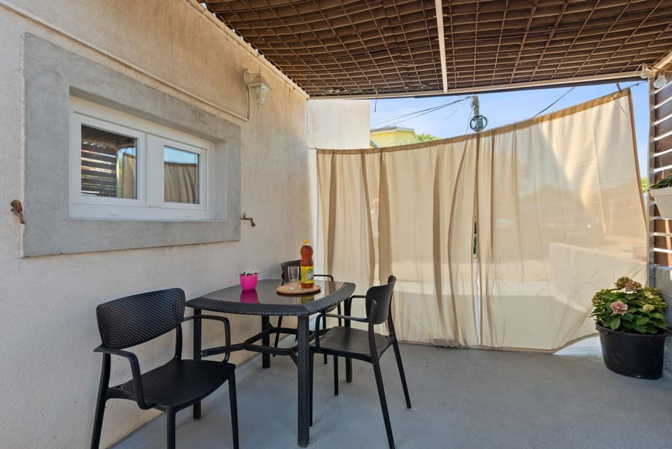 Day, Balcony/Terrace