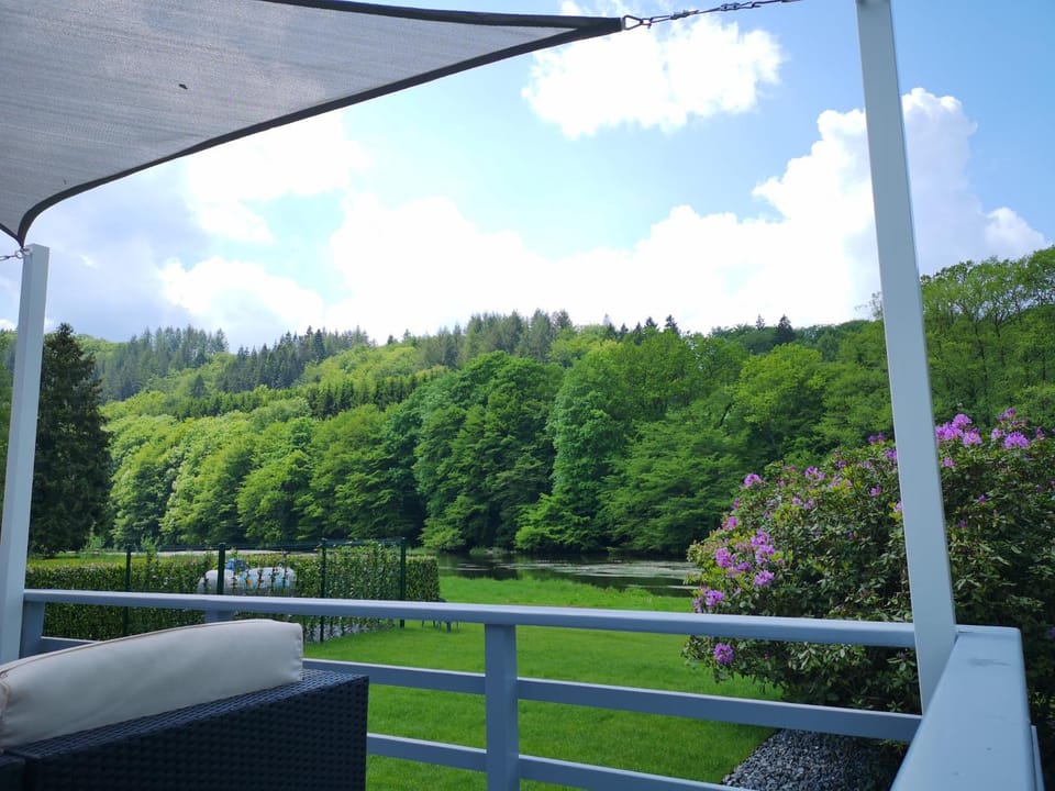 Day, Natural landscape, Garden, Garden, View (from property/room), Balcony/Terrace, Balcony/Terrace, Garden view, Mountain view