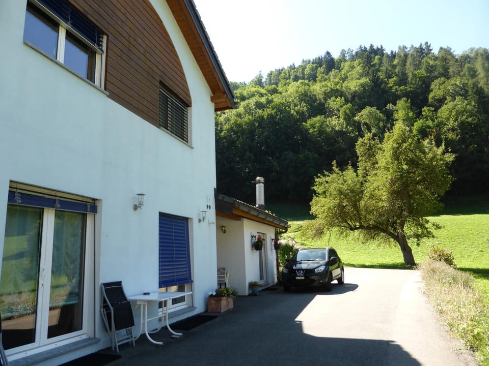 Property building, Facade/entrance