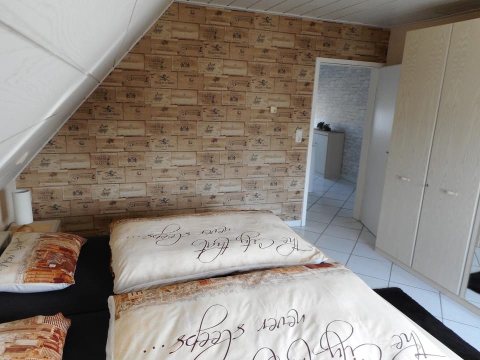 Modernes Ferienhaus der besonderen Art mit Garten House in North Rhine-Westphalia