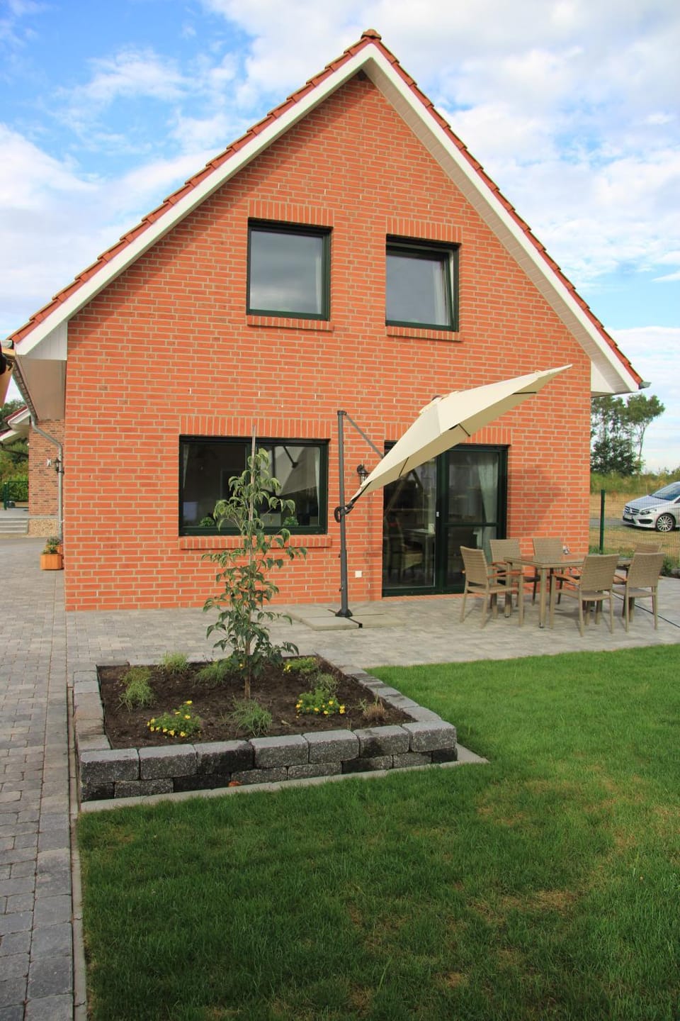 BBQ facilities, Garden, Balcony/Terrace