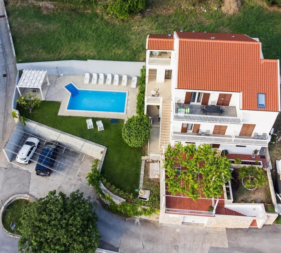 Property building, Swimming pool