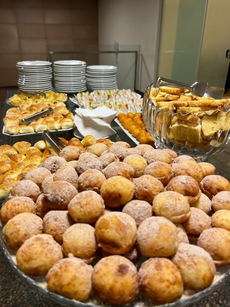 Breakfast, Buffet breakfast