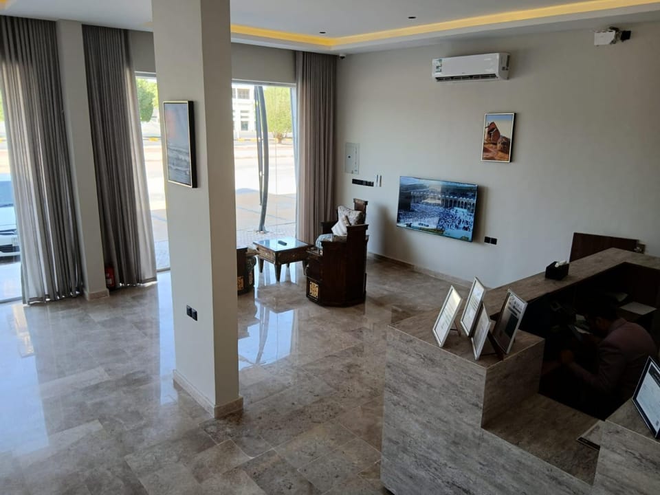 Lobby or reception, Seating area, air conditioner