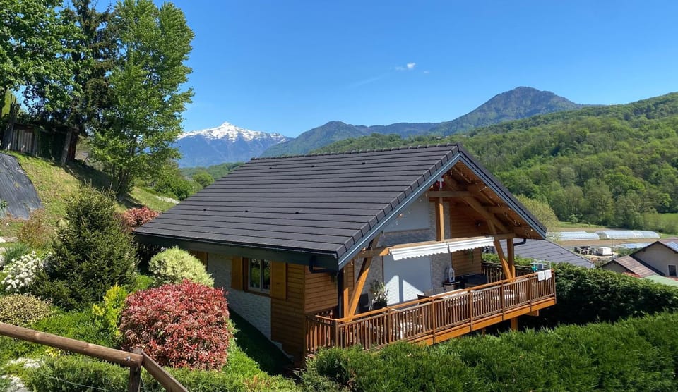 chalet a la campagne Chalet in Auvergne-Rhône-Alpes