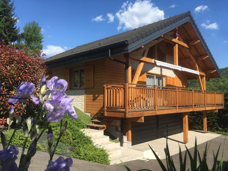 chalet a la campagne Chalet in Auvergne-Rhône-Alpes